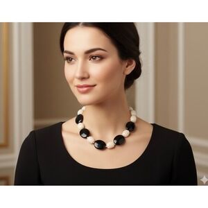 BDT Black & Cream Acrylic Beaded Necklace W/ White Accents Fashion Jewelry